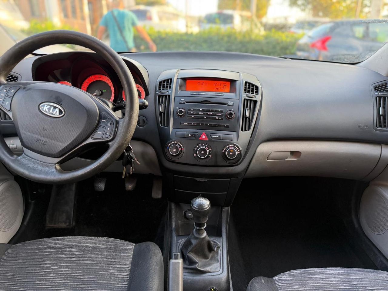 Kia Ceed 1.4GPL COM GANCIO TRAINO