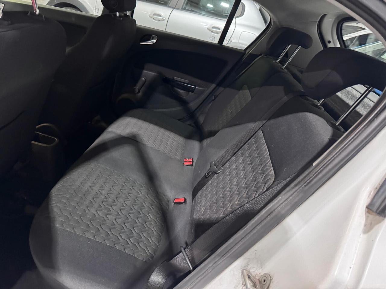 Opel Corsa Benzina Neopatentati