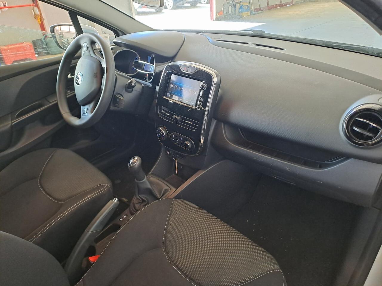 Renault Clio 1.2 75CV 5 porte Live