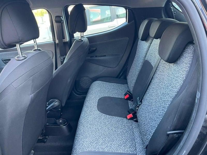 Lancia Ypsilon 1.0 FireFly 70cv Hybrid Silver Plus