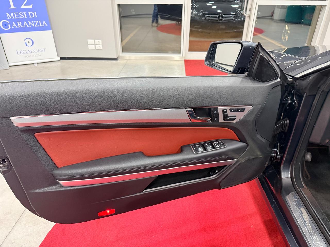 Mercedes-benz E 220 CDI BlueEFFICIENCY Avantgarde AMG