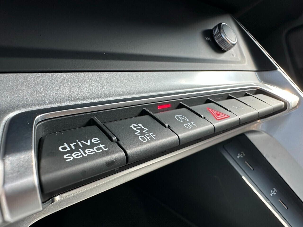 Audi Q3 SPB 35 TDI S tronic Business Plus