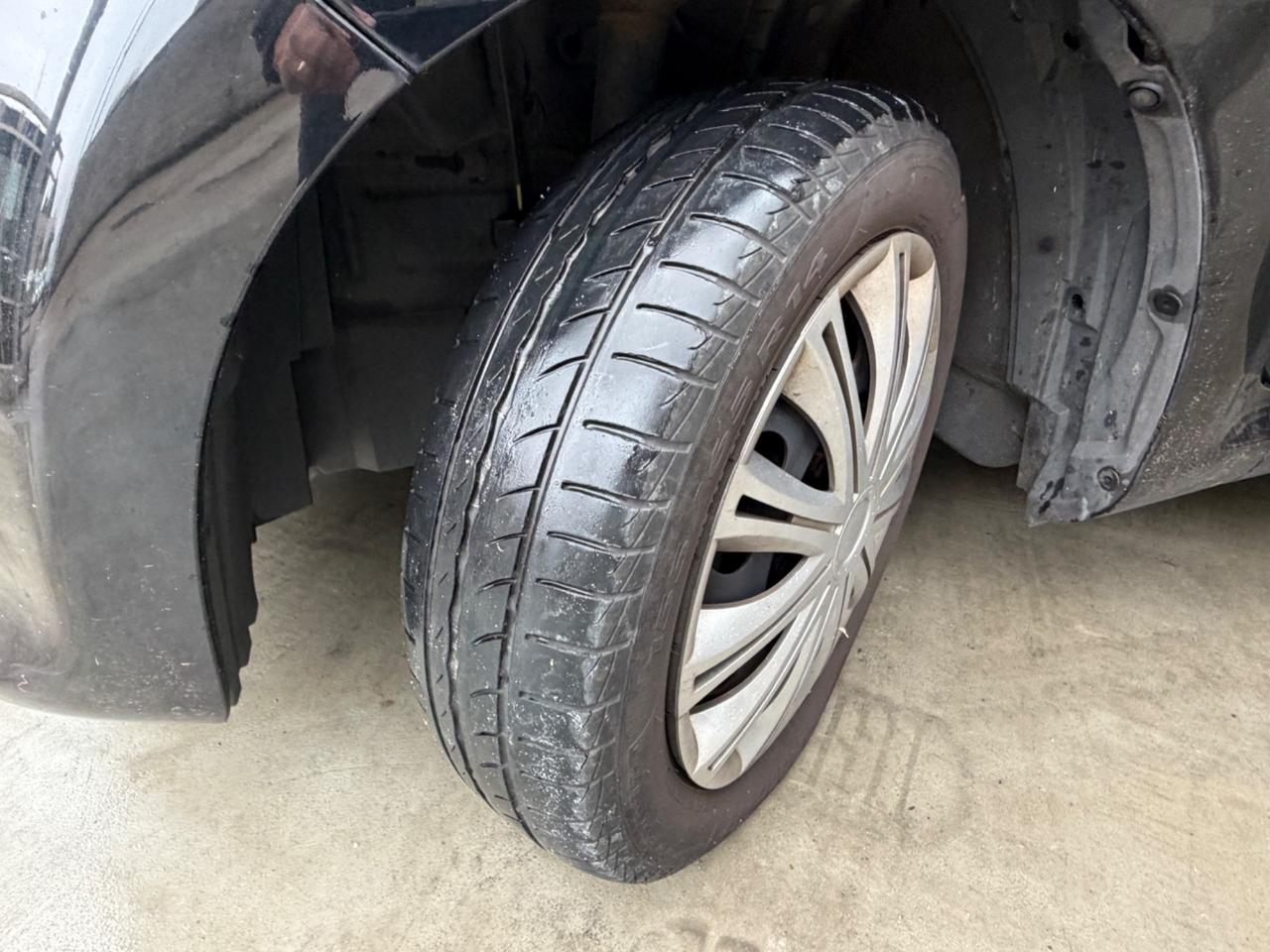 Peugeot 107 1.0 benzina euro4 68CV neopatentati