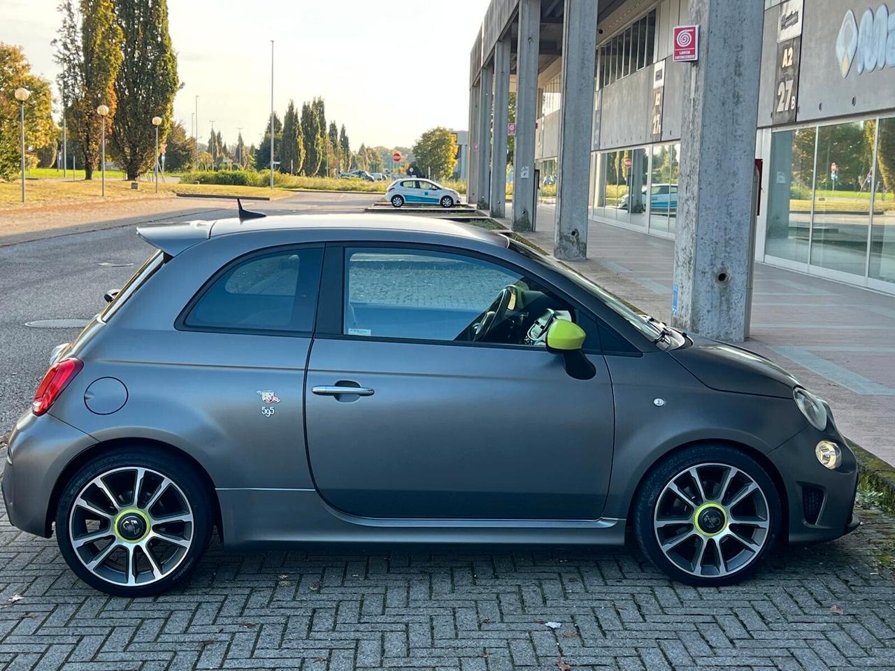 Abarth 595 C 1.4 Turbo T-Jet 165 CV PISTA