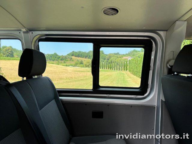 VOLKSWAGEN Caravelle T6.1 9 POSTI-NAVIGATORE