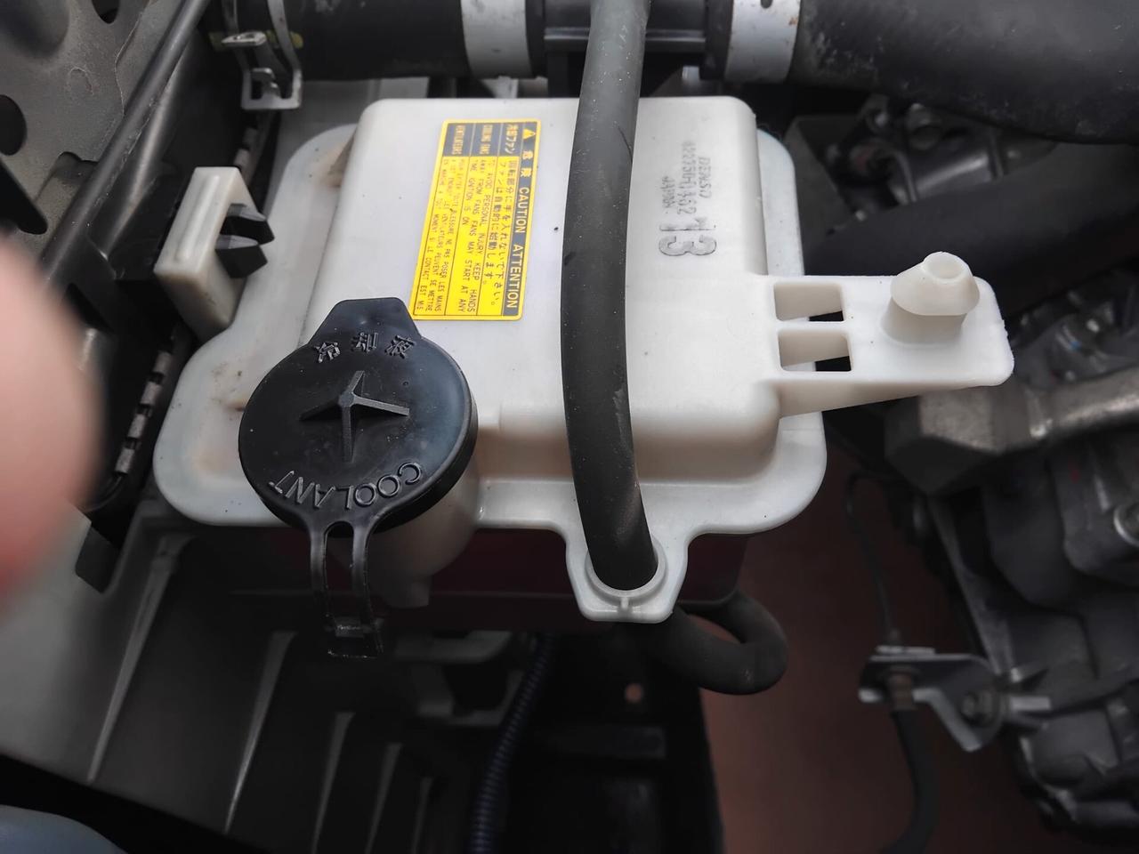 TOYOTA YARIS 1.0 SOL RADIO CLIMA