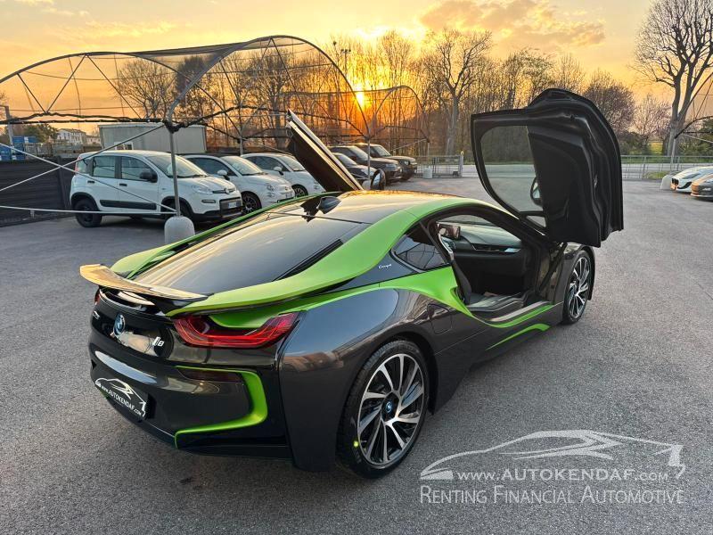 BMW i8 Coupe 1.5 auto