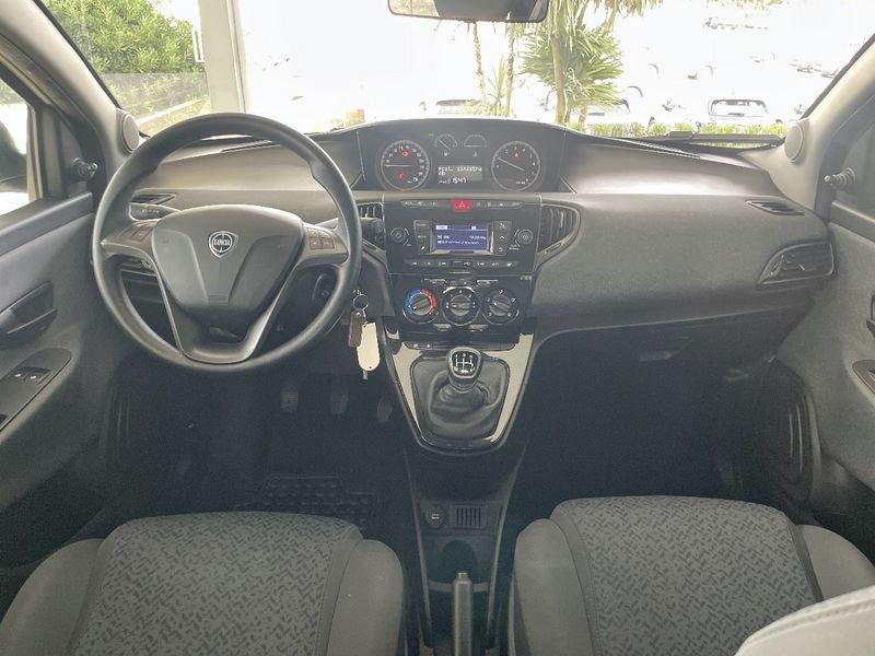 Lancia Ypsilon Ecochic 1.2 69cv GPL SILVER