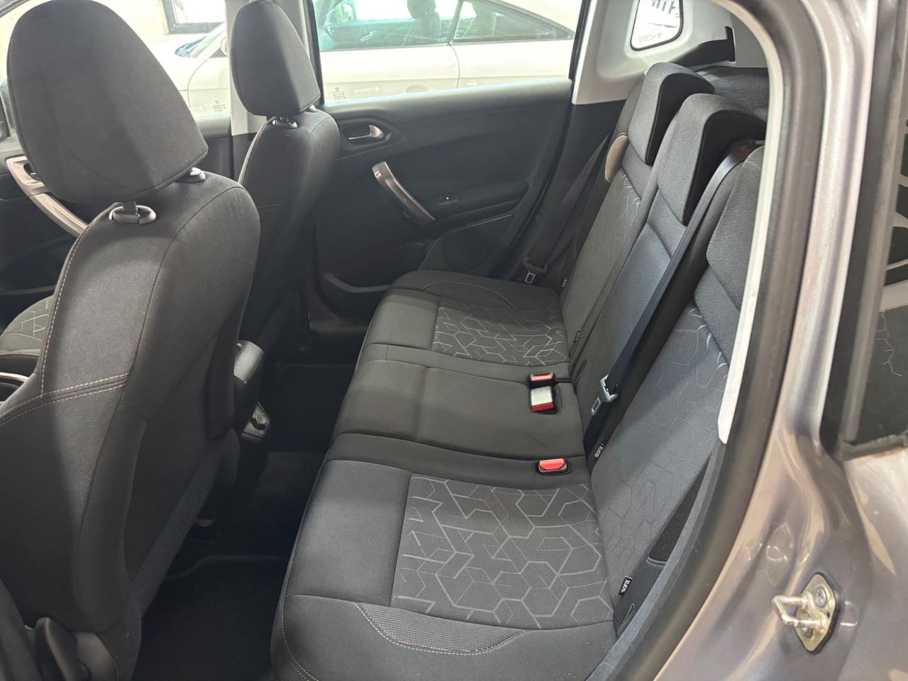 Peugeot 2008 HDI 68CV ACCESS
