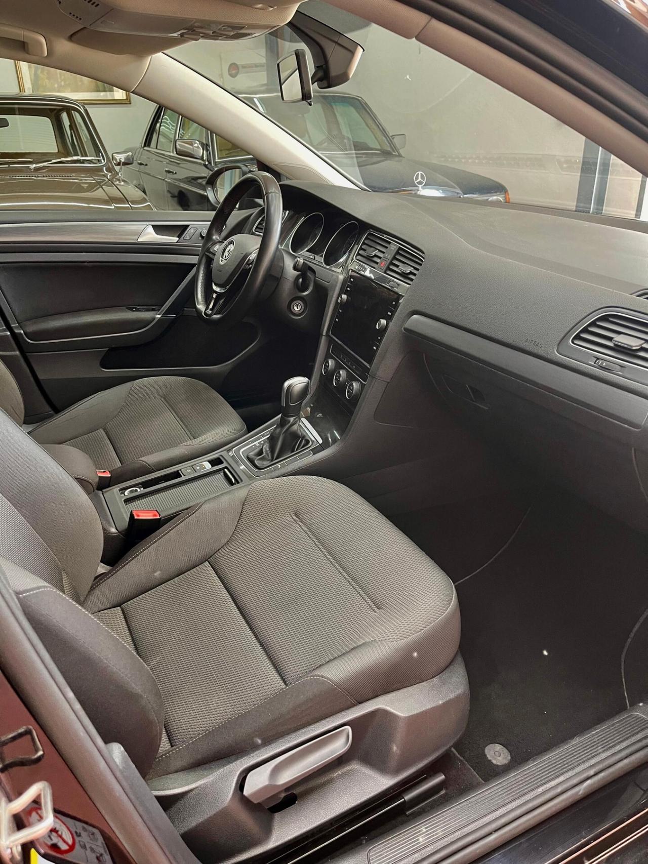 Volkswagen Golf 1.5 TGI DSG 5p. UNICOPROPRIETARIO TAGLIANDI UFFICIALI