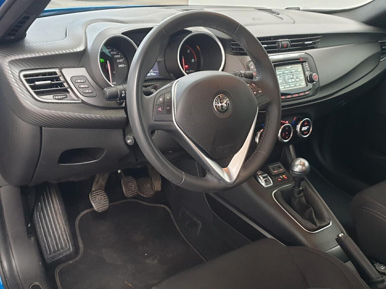 Alfa Romeo Giulietta 1.6 JTDm 120 CV Sport Carbon look