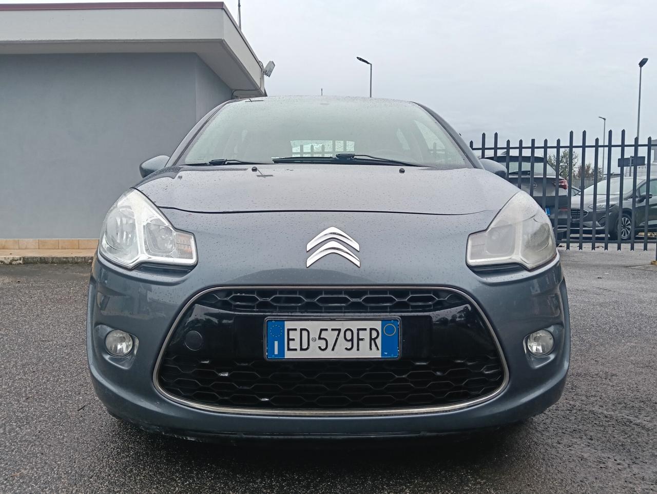 Citroen C3 1.1 Exclusive GPL fino al 2023 uni proprietario