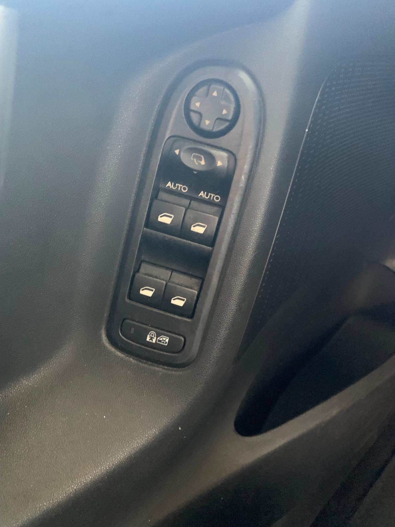 Citroen C3 1.4 HDi 70 Exclusive 105000Km