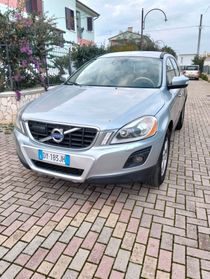 Volvo XC 60 XC60 D5 AWD Kinetic