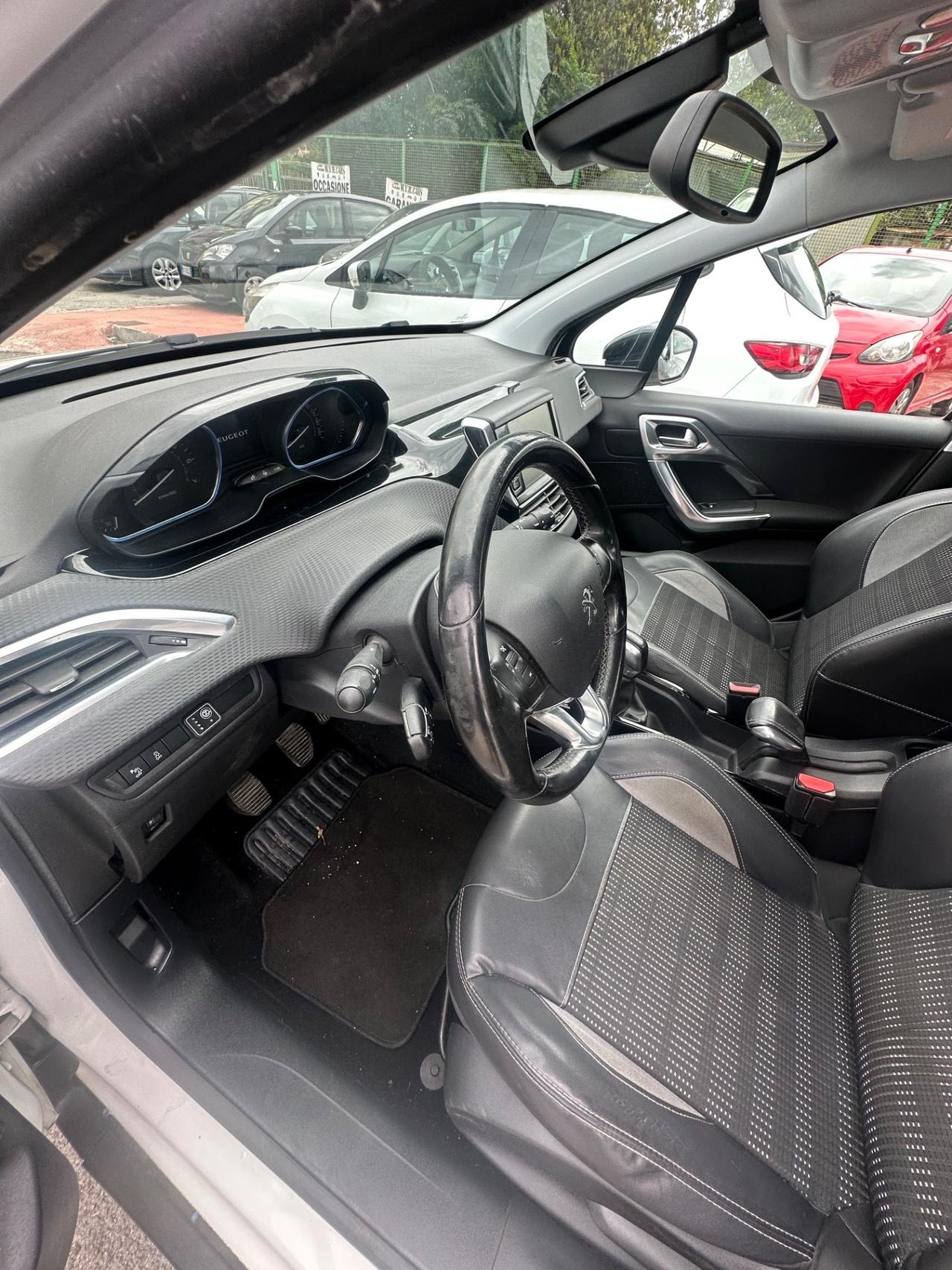 Peugeot 2008 PureTech 82 Allure