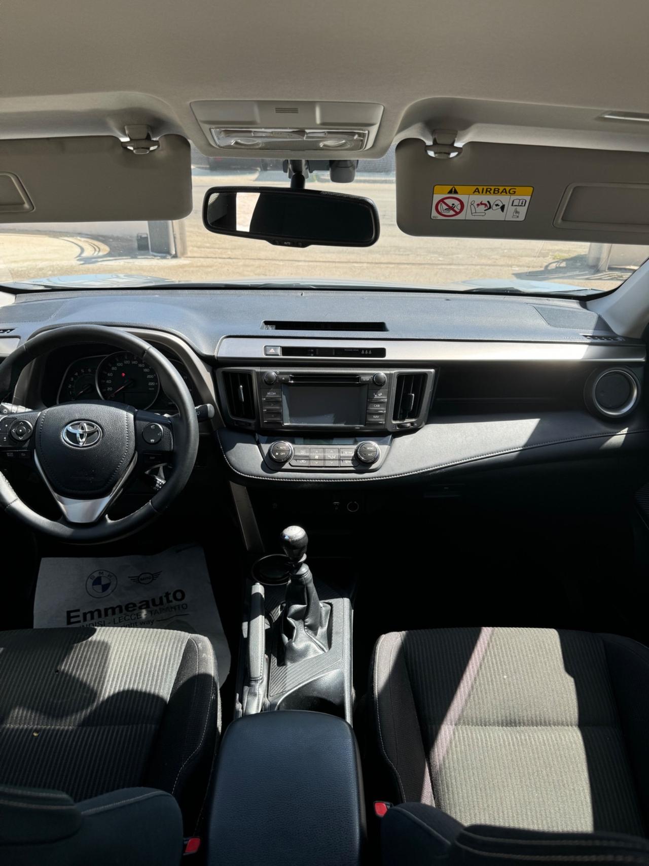 Toyota RAV 4 RAV4 2.0 D-4D 4WD Style White Ed.
