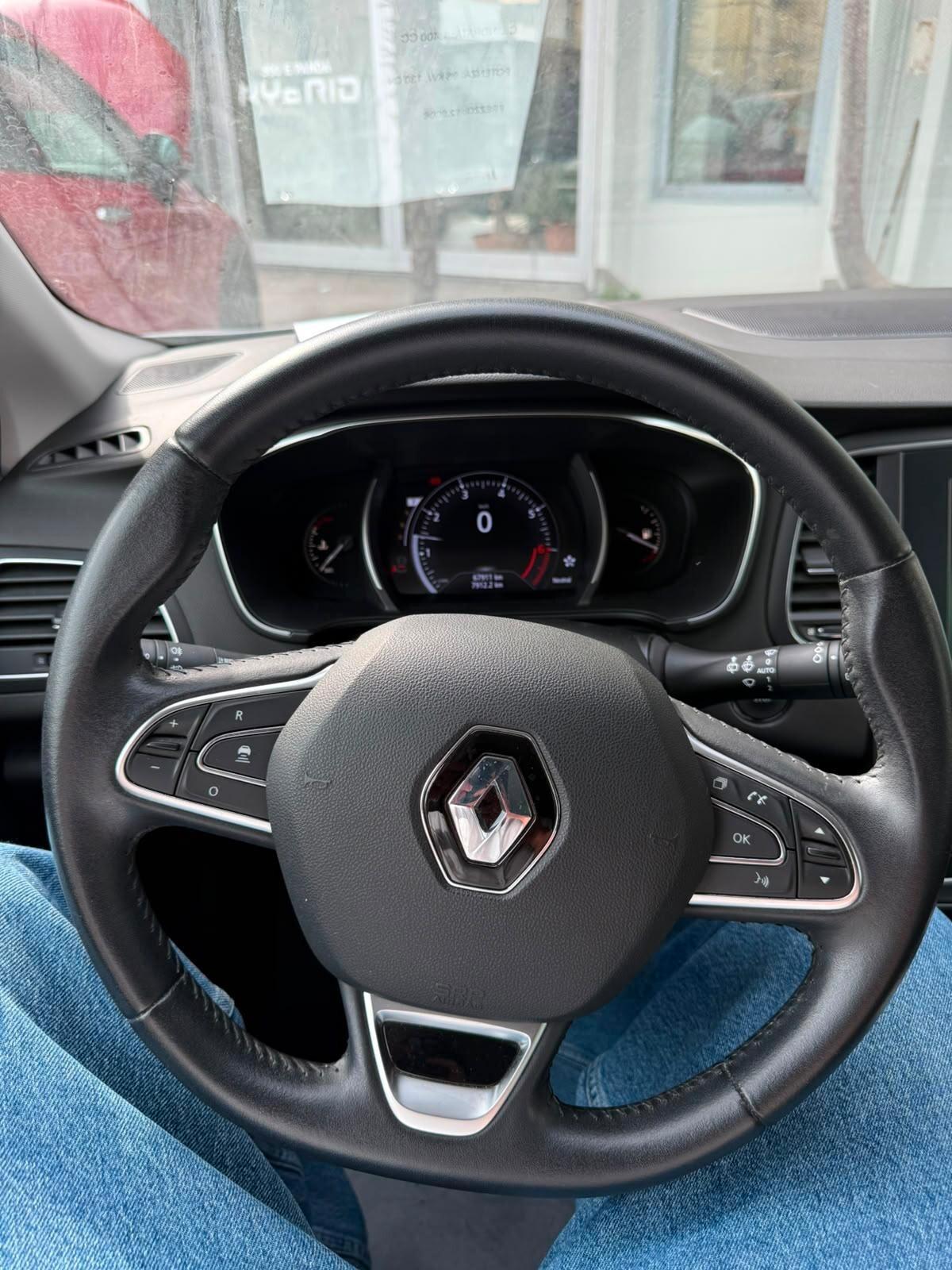 Renault Megane Mégane TCe 115 CV FAP Duel