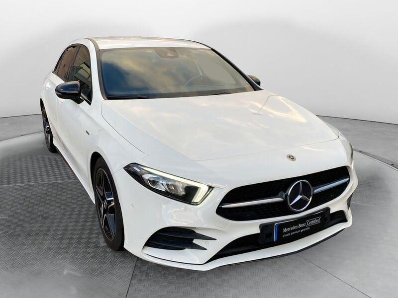 Mercedes-Benz Classe A - W177 2018 A 180 d Premium Night edition auto