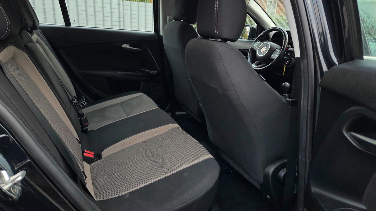 Fiat Tipo 1.6 Mjt berlina navi led