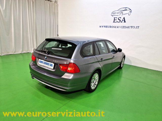 BMW 320 i cat Touring Attiva