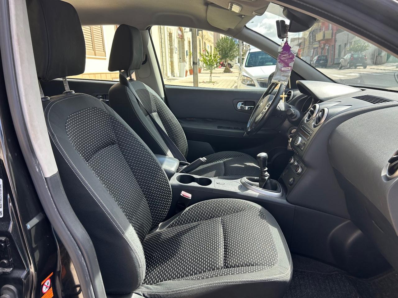 Nissan Qashqai 2.0 dCi DPF Tekna