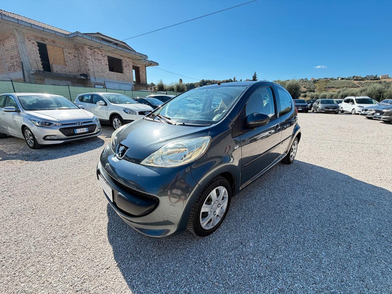 Peugeot 107 1.0 68CV 5p. Sweet Years 238.717 km