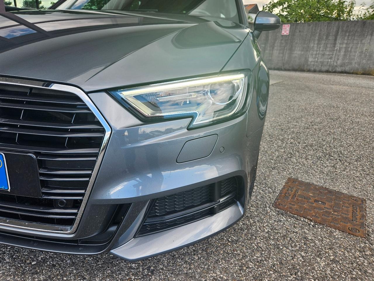 Audi A3 SPB 35 TDI S tronic Design - S-Line