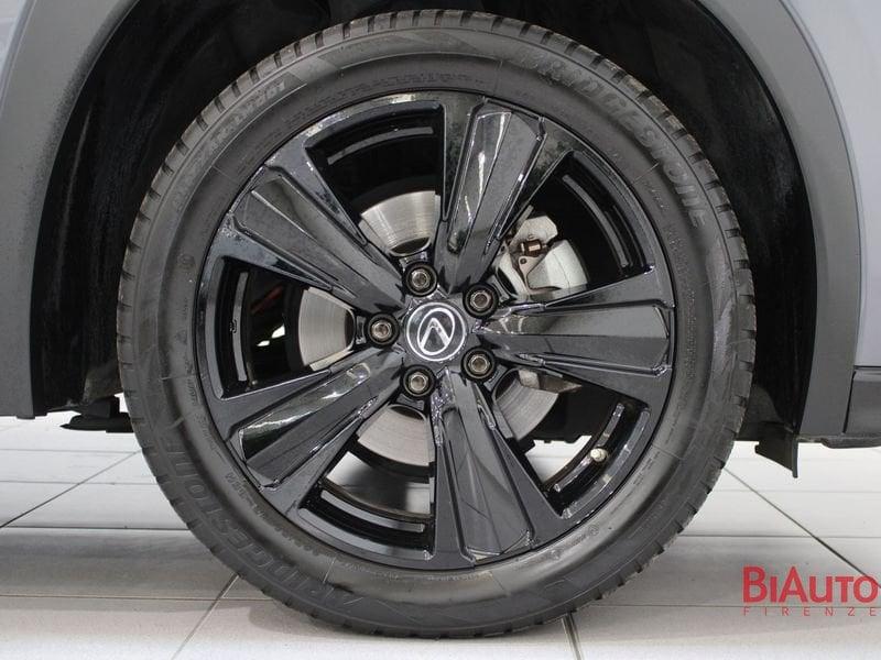 Lexus UX Hybrid Midnight