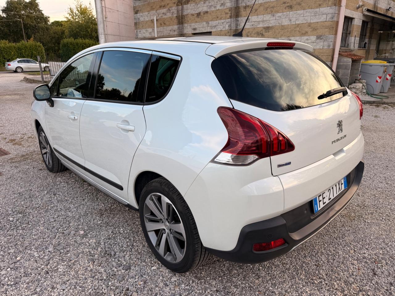 Peugeot 3008 BlueHDi 120 S&S Allure