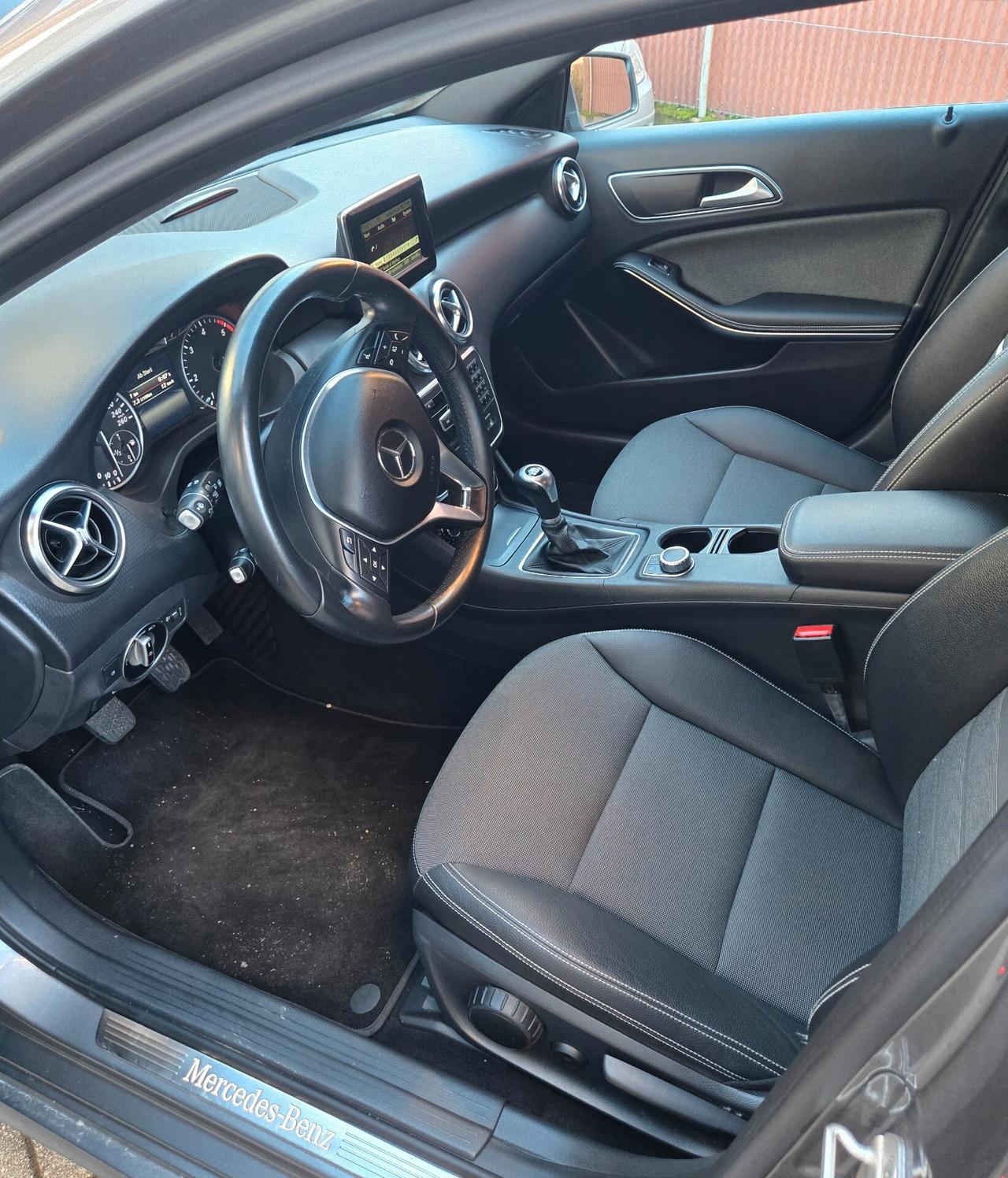 Mercedes-benz A 180 CDI Premium