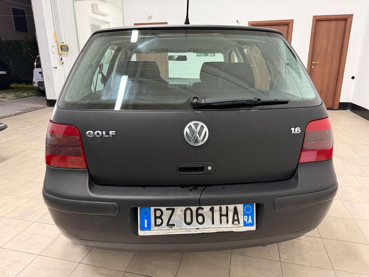 Volkswagen Golf 1.6 16V cat 5 porte Highline NEOPATENTATI