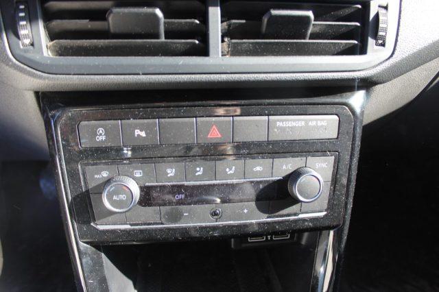 VOLKSWAGEN T-Cross 1.6 TDI R -LINE (CONTO VENDITA)