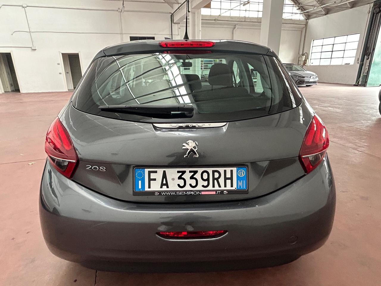 Peugeot 208 PureTech 82 5 porte Allure