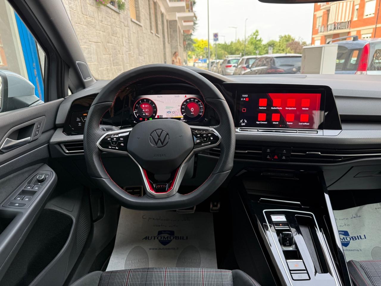 Volkswagen Golf GTI 2.0 TSI DSG PERFORMANCE