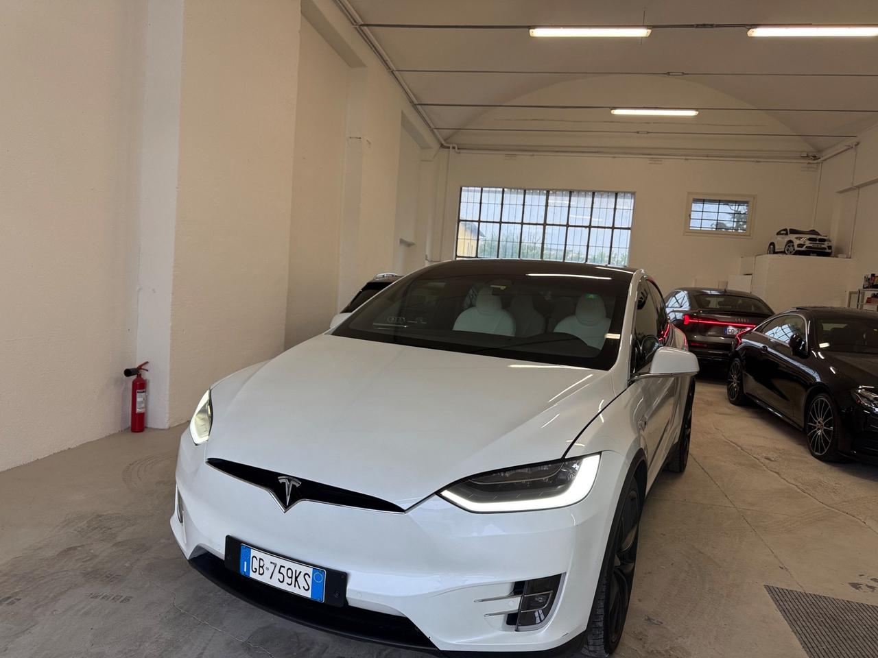 Tesla Model X Long Range Dual Motor 6 posti Extrafull