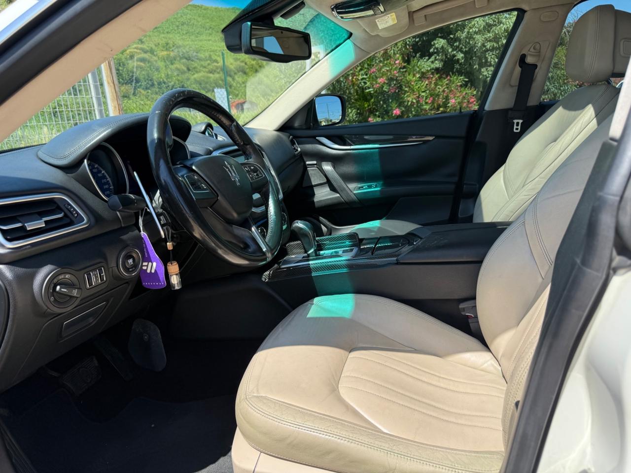 Maserati Ghibli V6 Diesel 275 CV 22.499€ PERMUTE