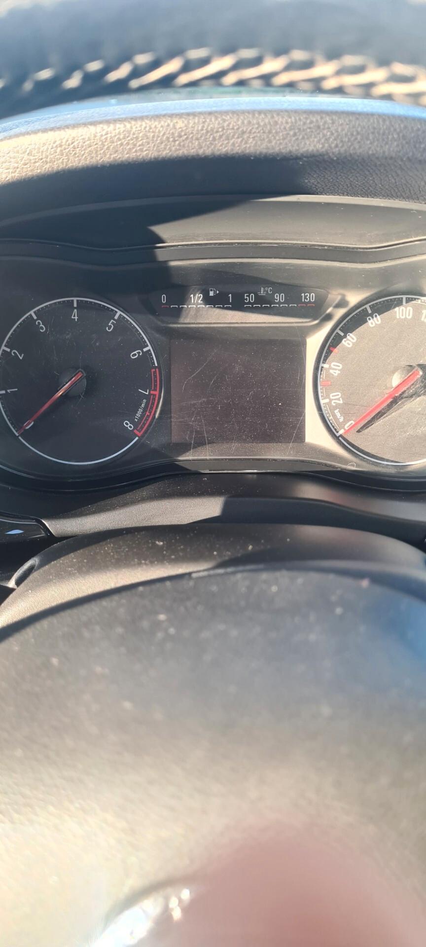 Opel Corsa 1.4 90CV GPL Tech 5 porte b-Color