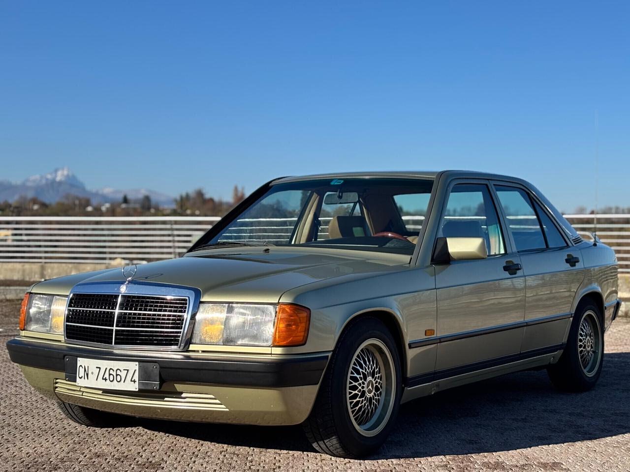 Mercedes-benz 190 2.0 E ASI SILBERDISTEL