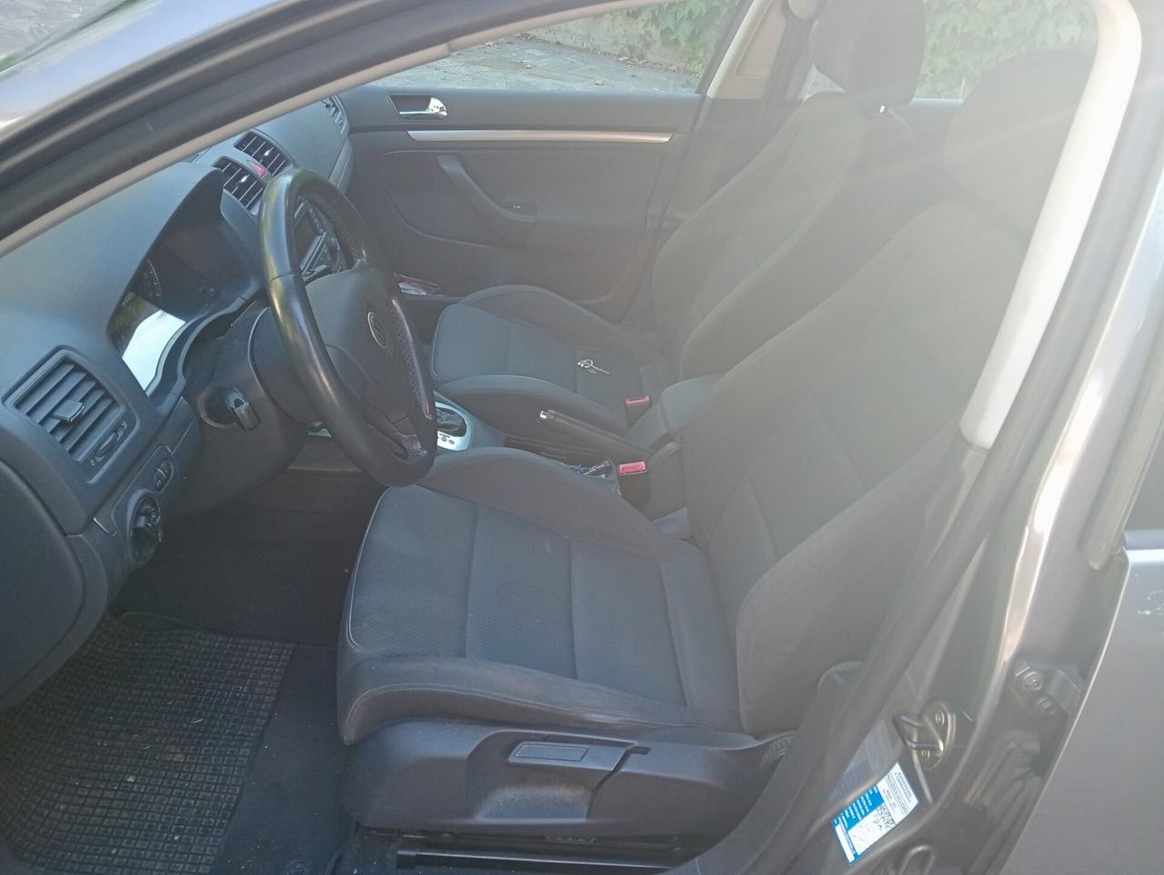 VW Golf V 2.0TDI 16V 140CV 5p. Sportline
