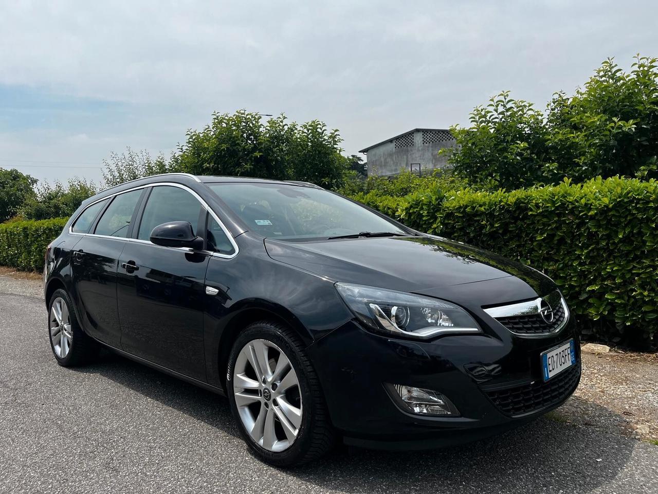 Opel Astra 1.7 CDTI 125CV Sports Tourer Cosmo