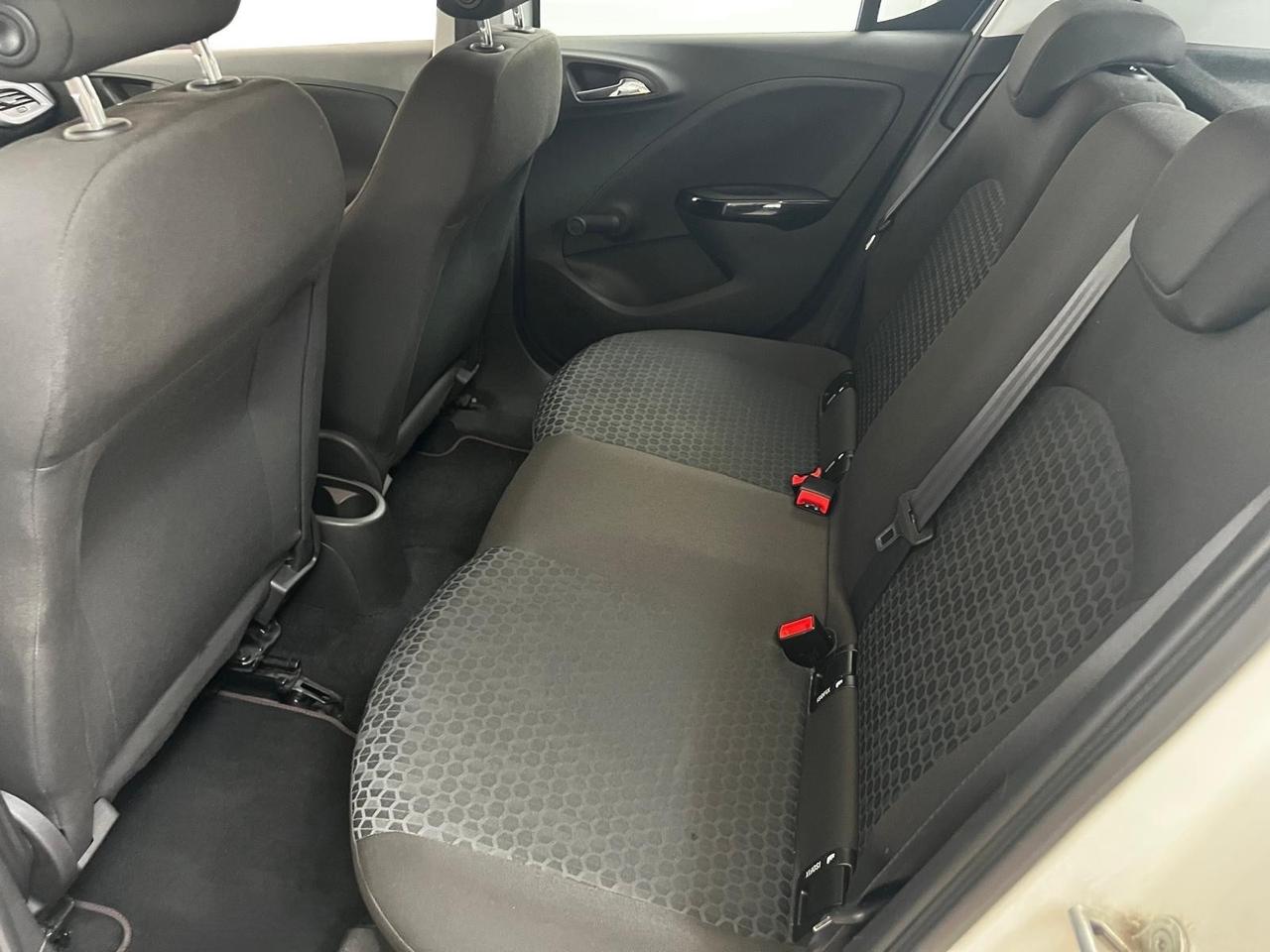 Opel Corsa 1.2 5 porte Ok Neopatentati perfetta
