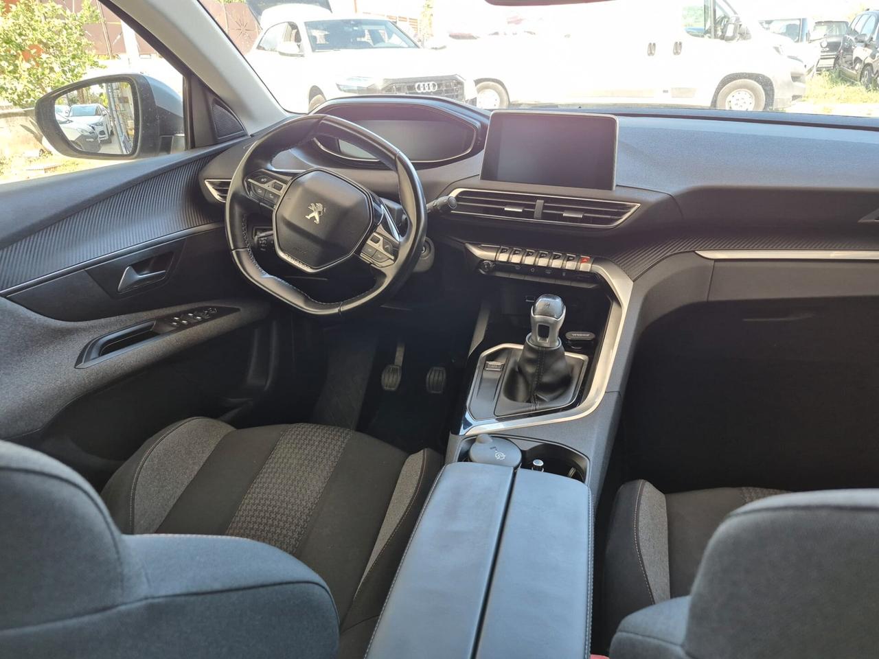 Peugeot 3008 BlueHDi 120 S&S Allure