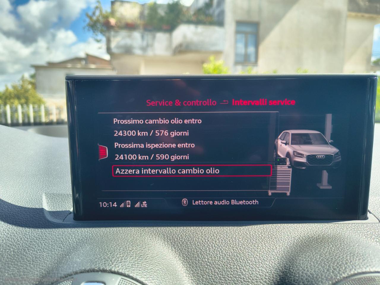 AUDI Q2 30 TDI S tronic Business Plus