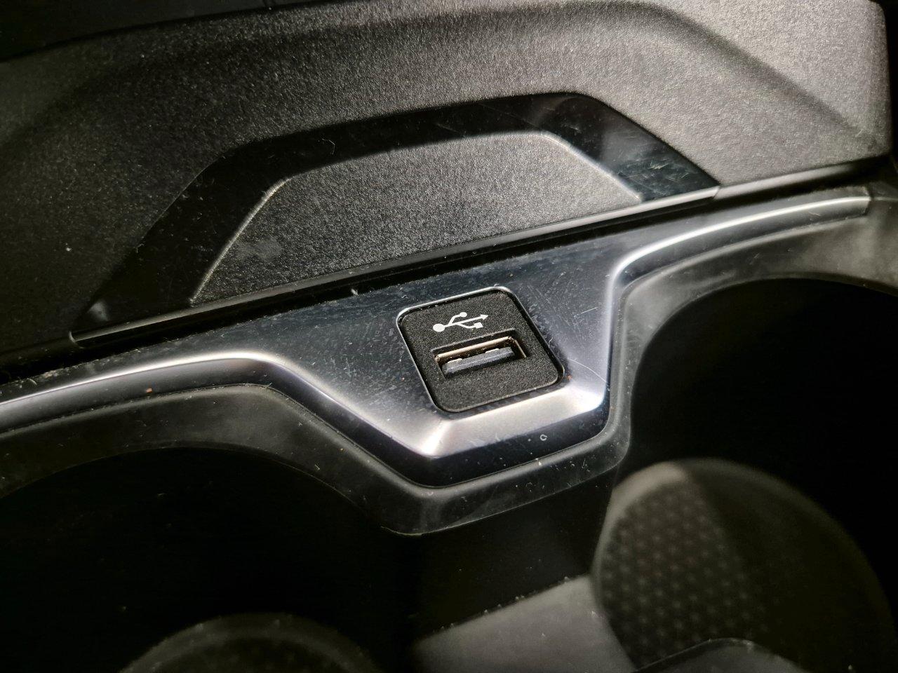 BMW 128 ti auto