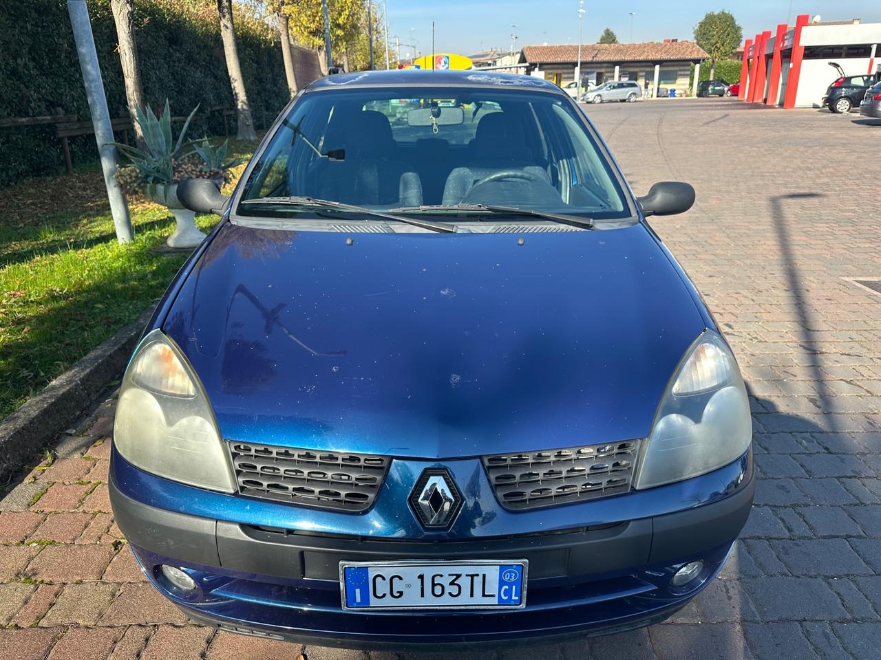 Renault Clio 1.2 benz 2003 Neopatentati