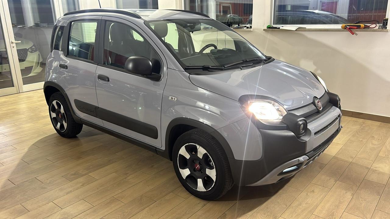 Fiat Panda 1.0 S&S Hybrid City Cross-2022