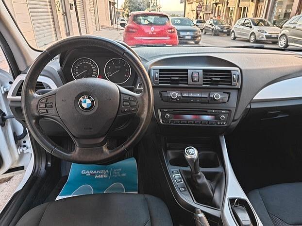 BMW 116d 5 porte *TETTO APRIBILE* - 2014