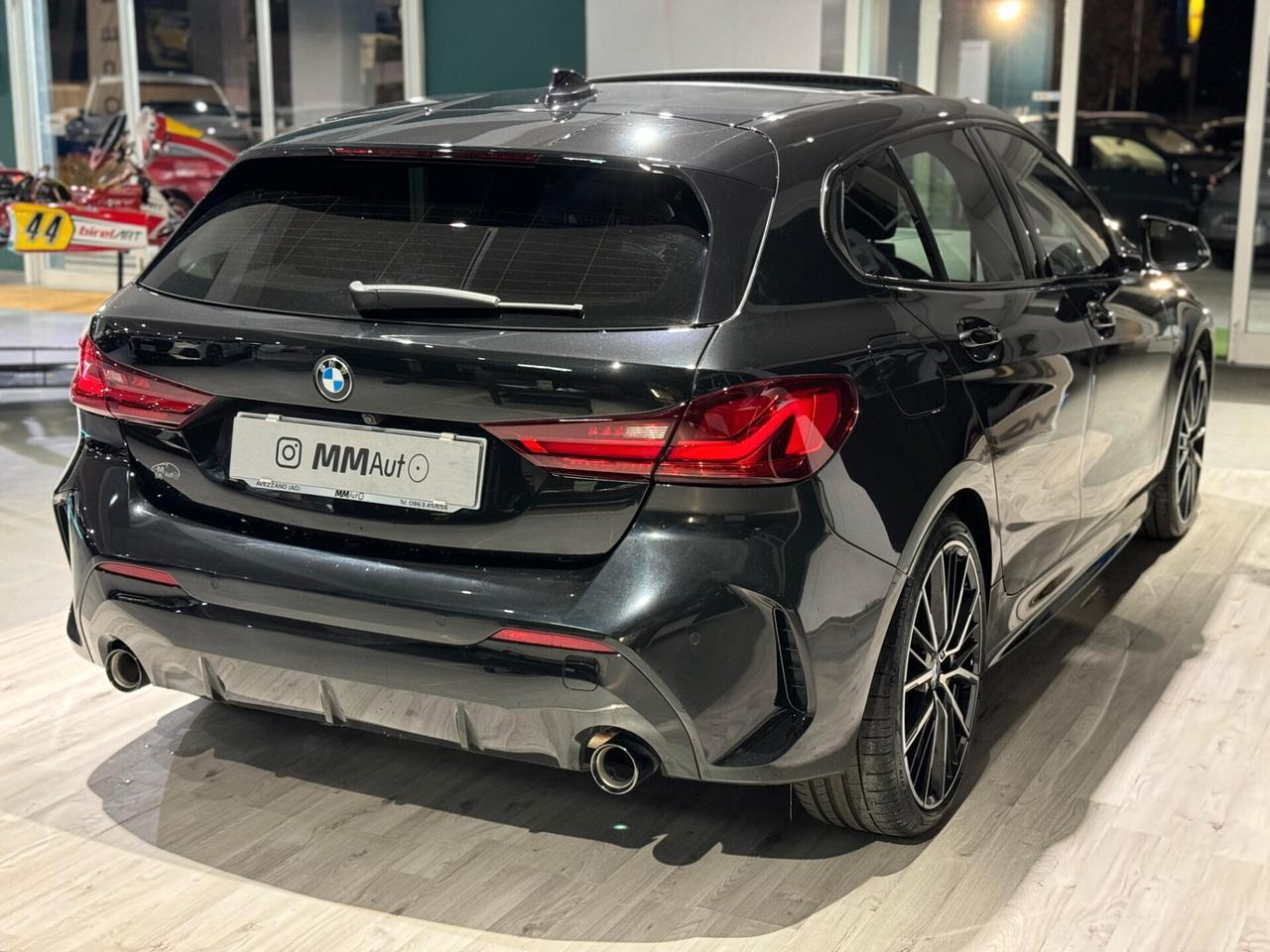 Bmw 118 118d 5p. Msport