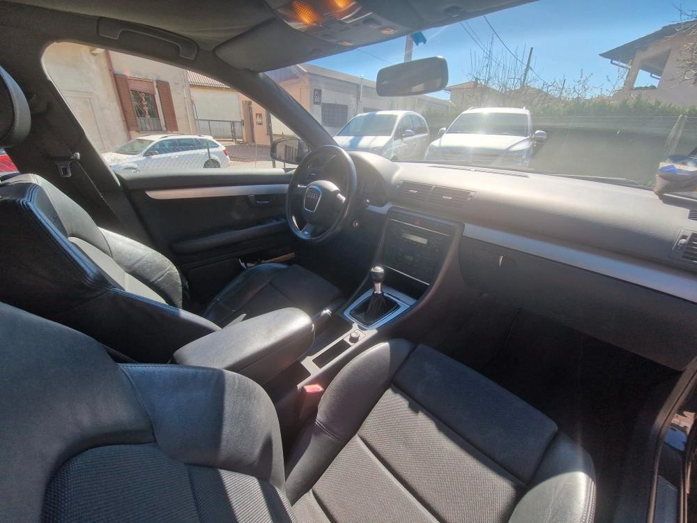 Audi A4 Avant 2.0 tdi Top