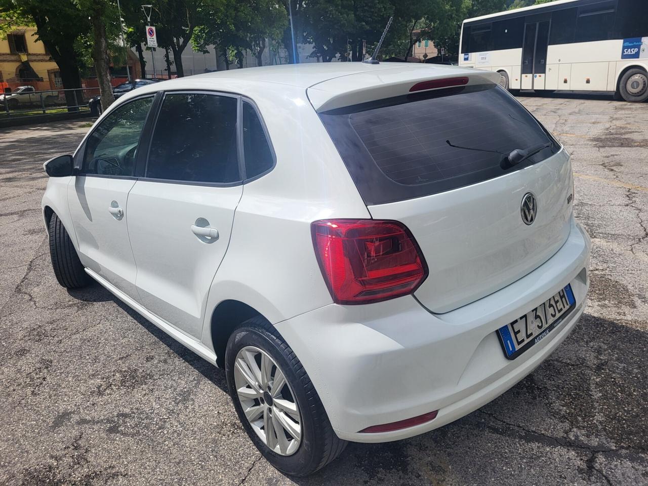 VOLKSWAGEN POLO 1,4 TDI-UNICO PROP-EURO 6-3 REVISI